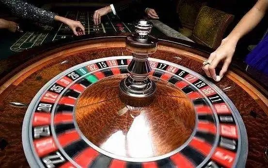 Tangkapan layar menu permainan dewa gacor menampilkan slot Aviator, Sweet Bonanza, dan live dealer